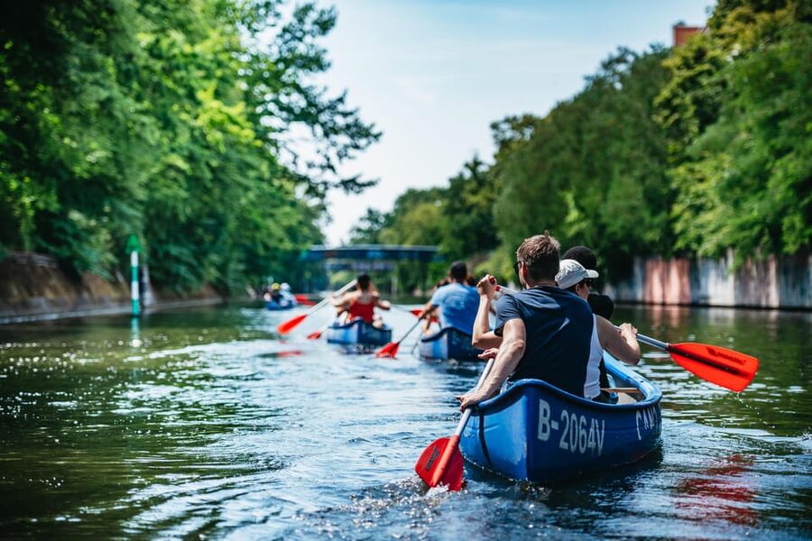 Berlin: Guided Tour by Canoe - Is $44 a fair price?
