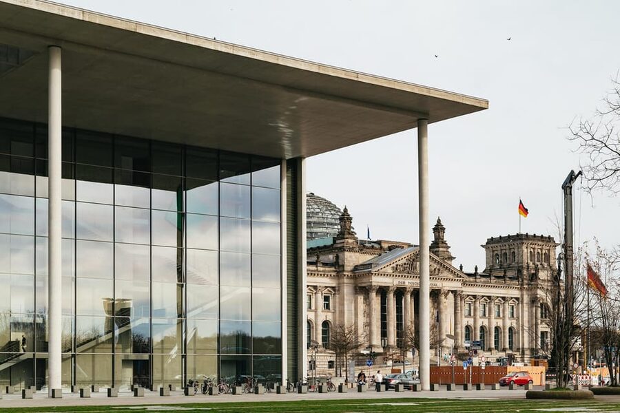 Berlin: Guided Walking Tour around the Reichstag - The Chancellery: where formal government happens