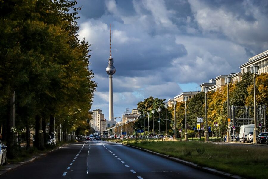 Berlin: Guided Walking Tour in English - Alexanderplatz and Berlin’s modest medieval beginning