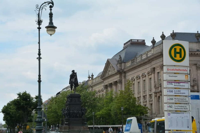 Berlin: Historic Center Walking Tour with a Real Berliner - Royal Berlin along Unter den Linden