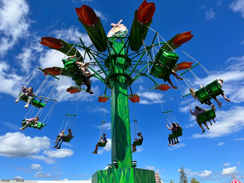 Berlin: Holland-Park day ticket - Take on Germany’s longest mini-golf course