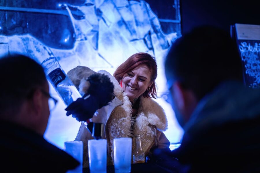 Berlin: Hop-On Hop-Off Bus and Icebar Ticket Combo - How I would plan the day