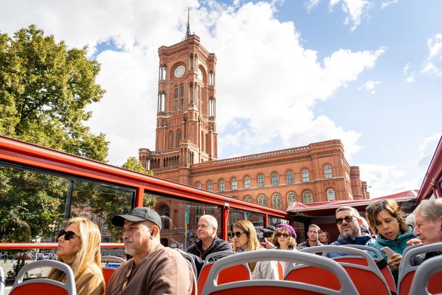 Berlin: Hop-On-Hop-Off Bus with Boat Cruise Option - The Victory Column and Tiergarten