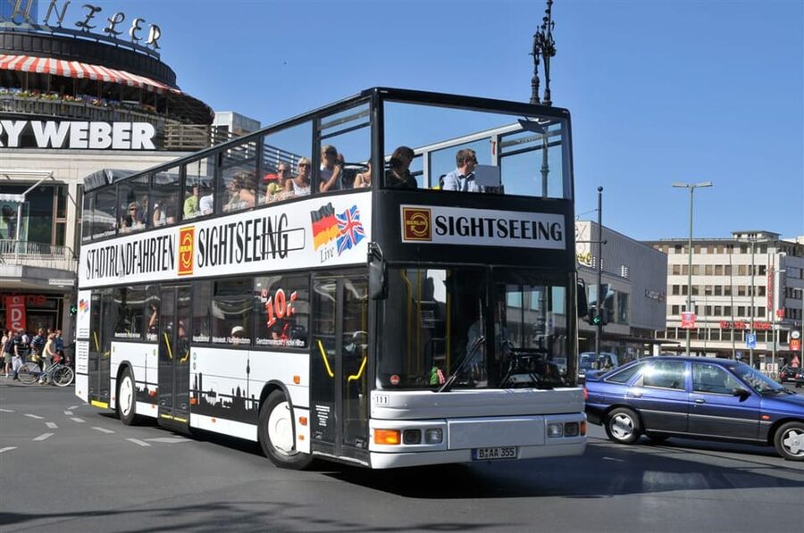 Berlin: Hop-On Hop-Off City Tour by Bus and Boat - Potsdamer Platz to Checkpoint Charlie