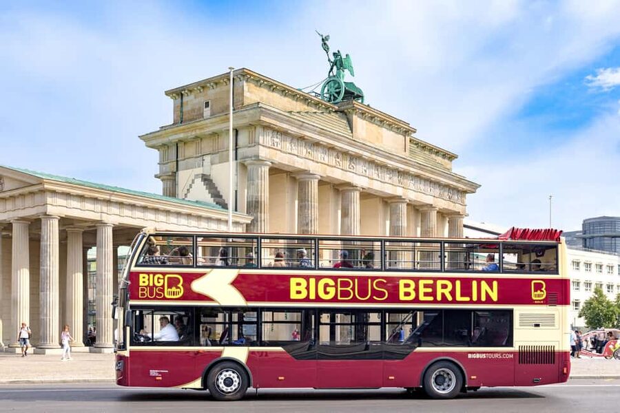 Berlin: Hop-On Hop-Off Sightseeing Bus with Boat Options - Why this bus works well on a first day in Berlin