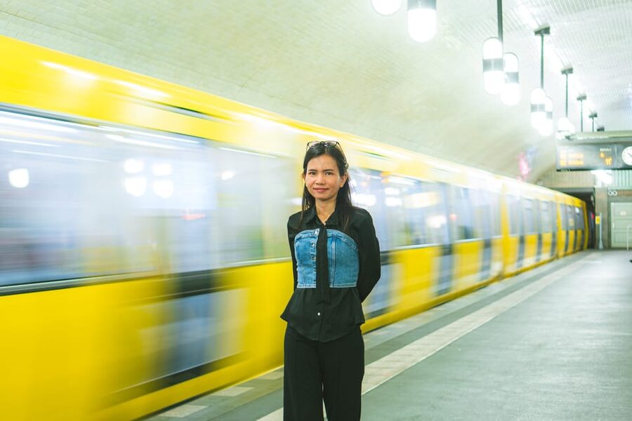 Berlin: Instagram Tour of the most visited spots - Reichstag views and Berlin’s political heart