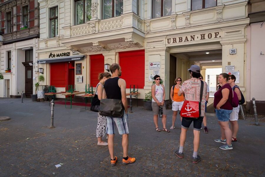 Berlin: Kreuzberg Guided Walking Evening Tour - Mariannenstraße and the culture of resistance