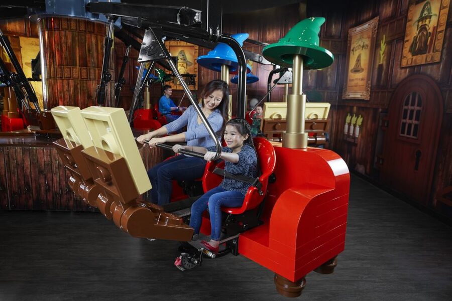 Berlin: LEGOLAND Discovery Centre and Madame Tussauds Ticket - A photo-focused stop for families and friends