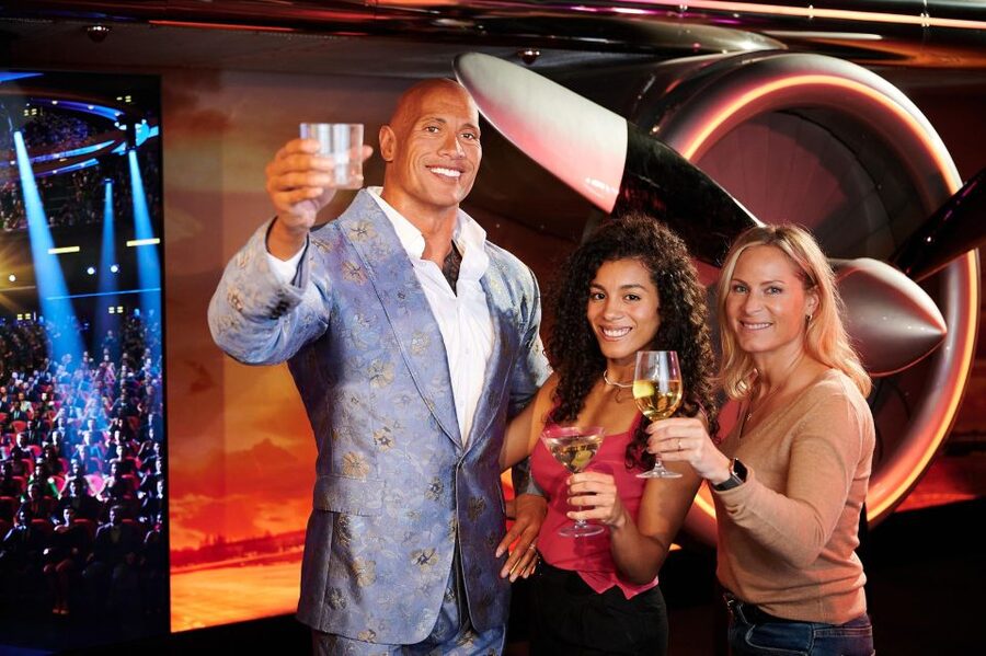 Berlin: Madame Tussauds Museum & Berlin Dungeon Combo Ticket - What the strongest praise tells you