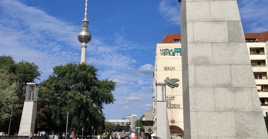Berlin: Museum Island Guided Walking Tour - Why Museum Island makes a strong starting point