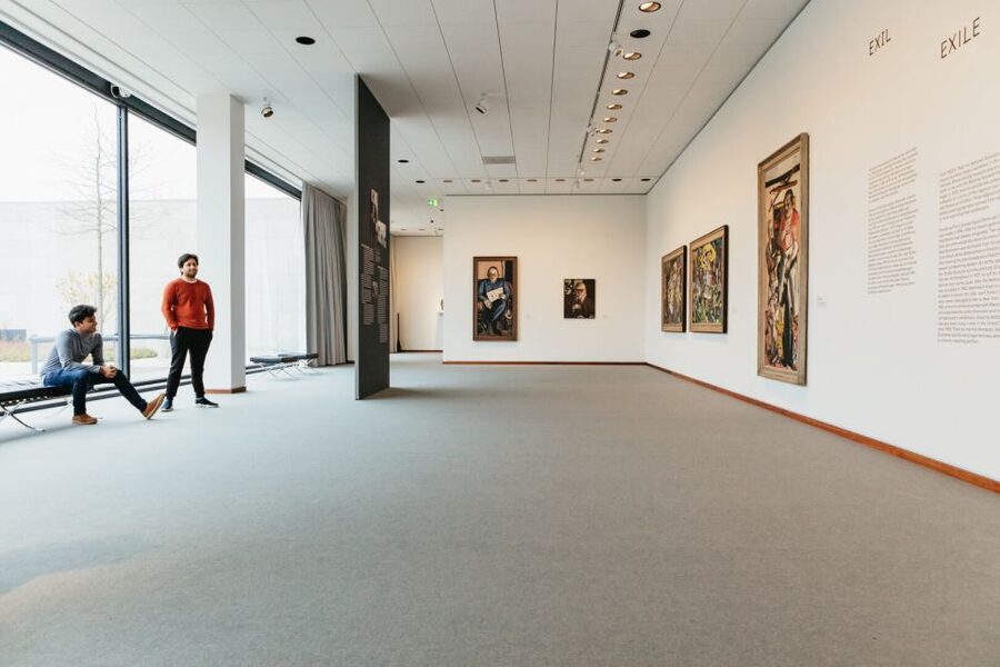 Berlin: Neue Nationalgalerie Entry Ticket - How the Changing Exhibitions Shape Your Visit