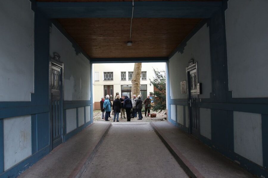 Berlin: Neukölln Walking Tour - The Ilsenhof and 1920s housing