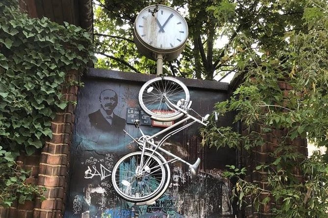 Berlin Off-the-Beaten-Path Walking Tour: Kreuzberg, Mitte and Friedrichshain - Jewish Berlin, gardens and street-level creativity