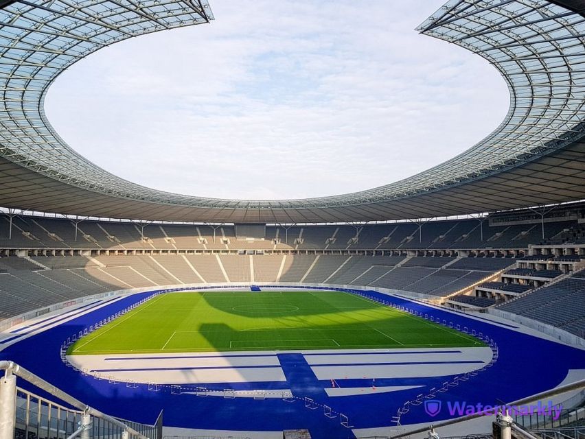 Berlin: Olympia Stadium Entrance Ticket - The visitor centre and finding your way around