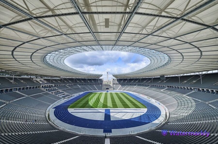 Berlin: Olympia Stadium Entrance Ticket - What the basic $12 entrance includes