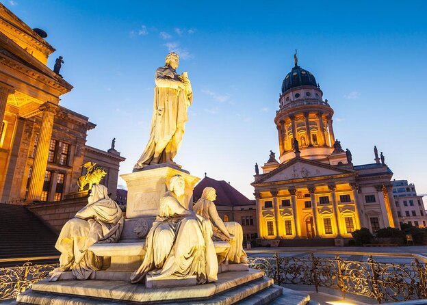 Berlin Private Complete History All Day Walking Tour - Why this route works as a first day in Berlin