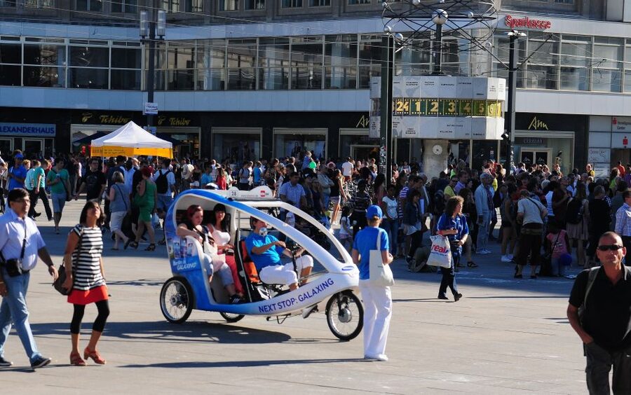 Berlin: Private Guided E-Rickshaw Tour - Key points before you book