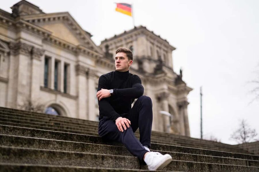 Berlin: Private Photo Session with Professional Photographer - What you receive within 48 hours