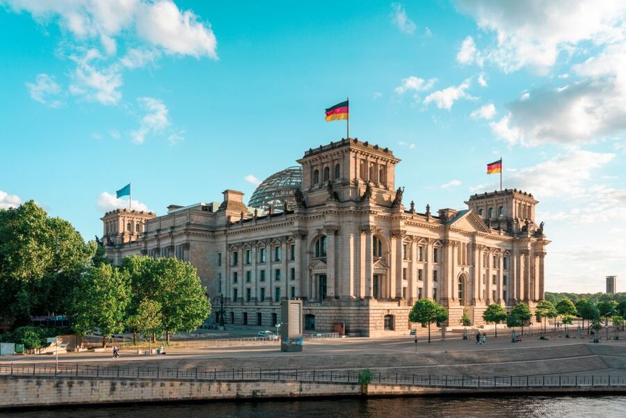 Berlin: Private Reichstag and Glass Dome Tour - Key points to know before booking