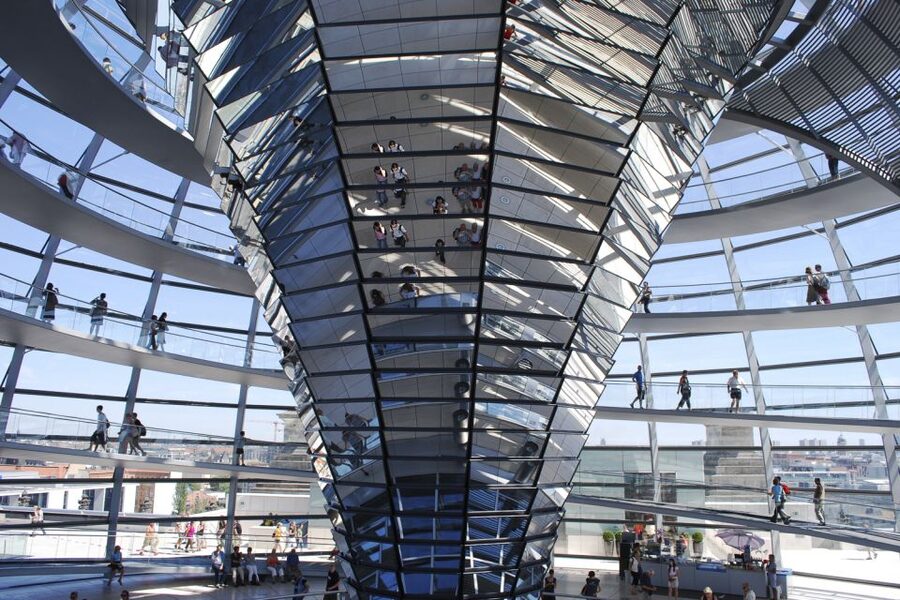 Berlin: Private Reichstag and Glass Dome Tour - The guides are the main reason to choose private