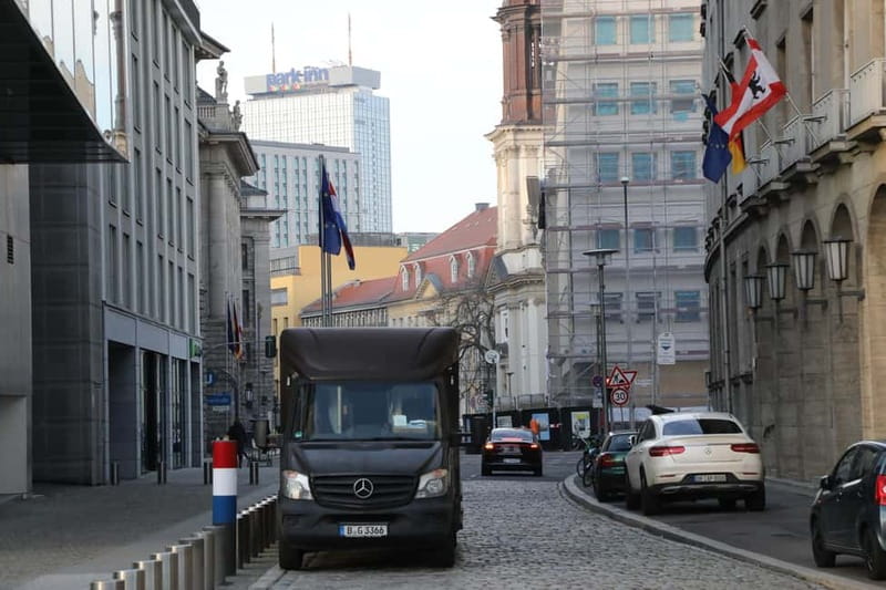 Berlin: Private Sightseeing Tour in an E-Rickshaw - Why an e-rickshaw makes sense in Berlin