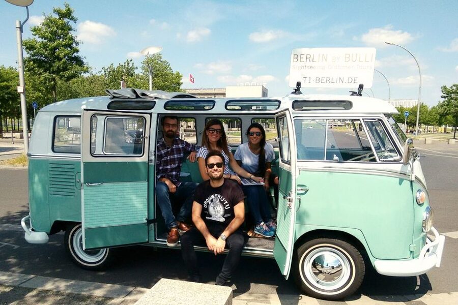 Berlin: Private Sightseeing Tour in Iconic Oldtimer VW Bus - Why the old VW bus changes the whole tour