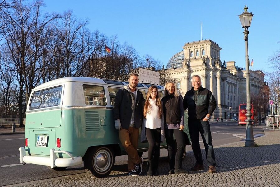 Berlin: Private Sightseeing Tour in Iconic Oldtimer VW Bus - Potsdamer Platz and the Berlin Wall