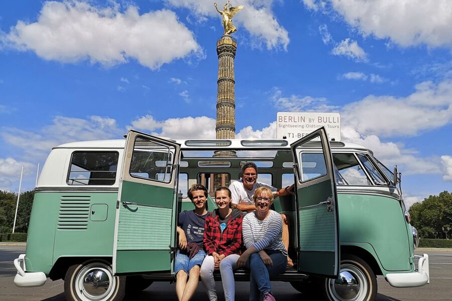 Berlin: Private Sightseeing Tour in Iconic Oldtimer VW Bus - Holocaust Memorial and the former Führer Bunker site