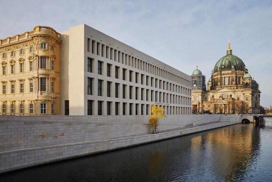 Berlin: Prussian History Walking Tour with Geo Epoche - The City Palace area and royal Berlin