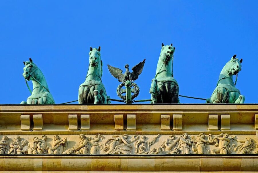 Berlin: Prussian History Walking Tour with Geo Epoche - Brandenburg Gate and the Old Reich Chancellery area