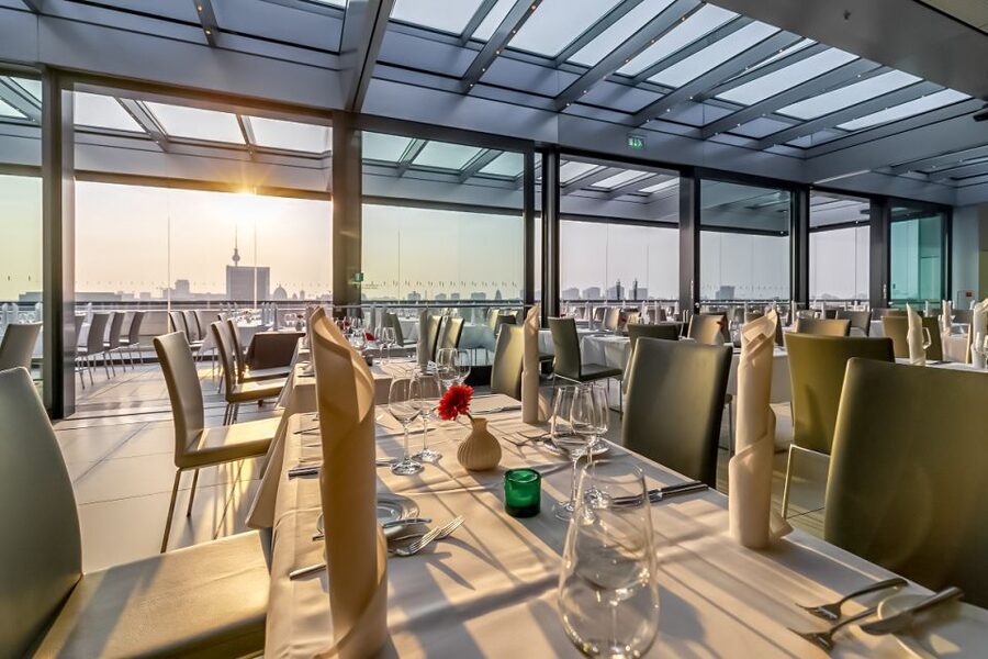 Berlin: Rooftop Dinner at the Käfer Restaurant Reichstag - Food quality and service