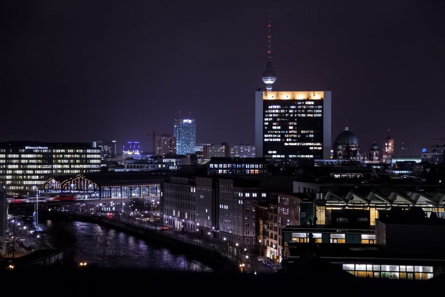 Berlin: Rooftop Dinner at the Käfer Restaurant Reichstag - Is $152 per person good value?