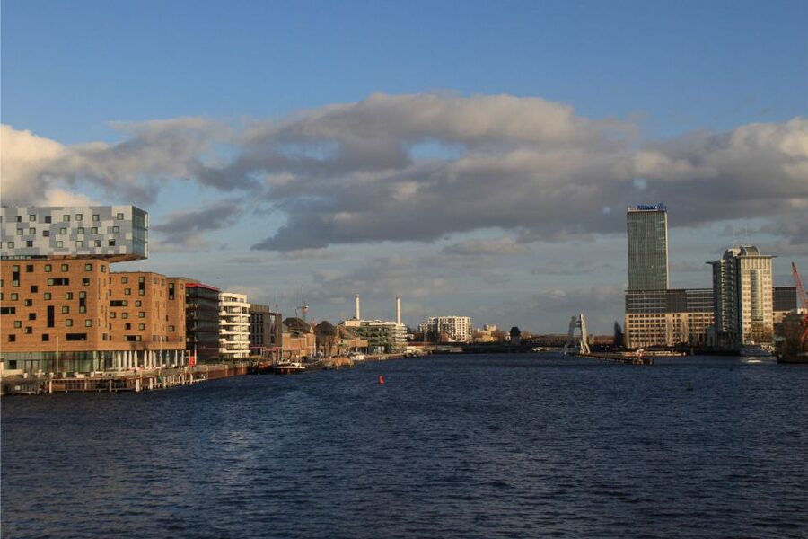 Berlin: Scavenger Hunt through Friedrichshain - A flexible day, not a quick city activity