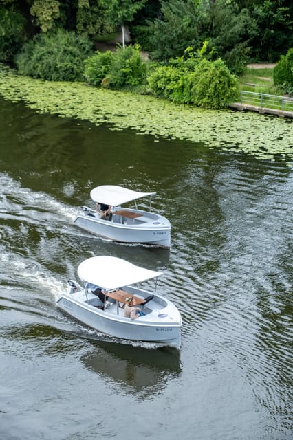 Berlin: Self-Drive Boat Tour - Why a self-drive boat is a good Berlin change of pace