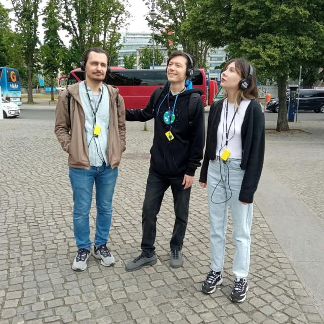 Berlin Sightseeing Musical-Historical Walking Tour - Gendarmenmarkt and Checkpoint Charlie