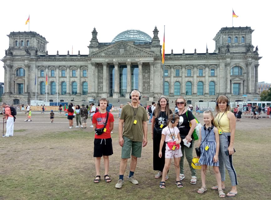 Berlin Sightseeing Musical-Historical Walking Tour - Starting at the Alte Nationalgalerie
