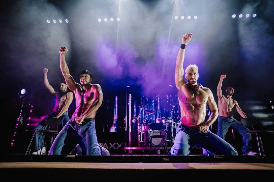 Berlin: SIXX PAXX Theater Show - Timing, cancellation, and useful planning details