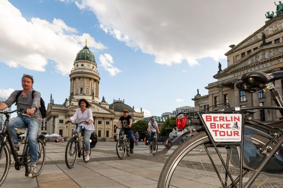 Berlin: Small Group Bike Tour Through City Center - Charité and Hauptbahnhof show two sides of modern Berlin