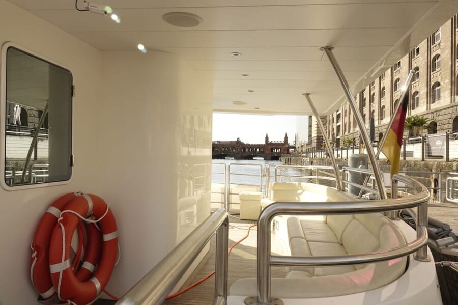Berlin: Solar Powered Sunset Catamaran Cruise & Audio Guide - The Reichstag, Federal Chancellery, and Central Station