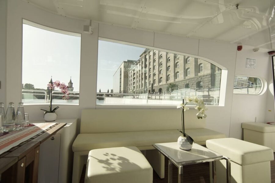 Berlin: Solar Powered Sunset Catamaran Cruise & Audio Guide - Turning at the Pregnant Oyster
