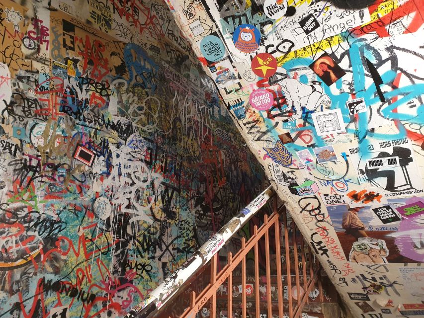 Berlin: Street Art and Alternative Tour - Why Berlin’s street art tells a political story