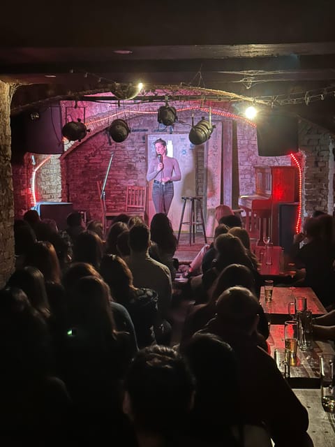 Berlin: The Epic Comedy Club Friday Night Showcase - A Friday night in Berlin with a proper stage