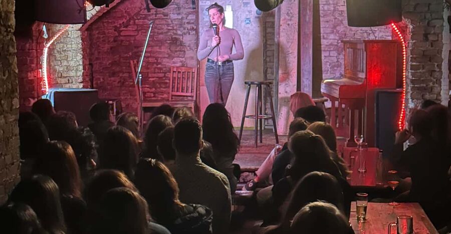 Berlin: The Epic Comedy Club Friday Night Showcase - How to plan the evening