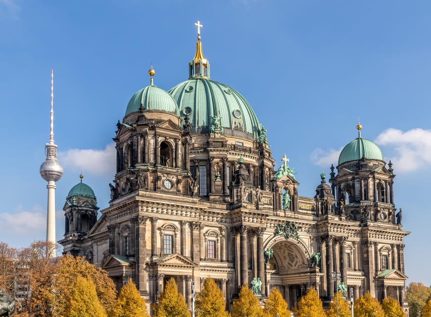 Berlin: the treasures of berlin - walking tour - Starting at Marx-Engels-Forum