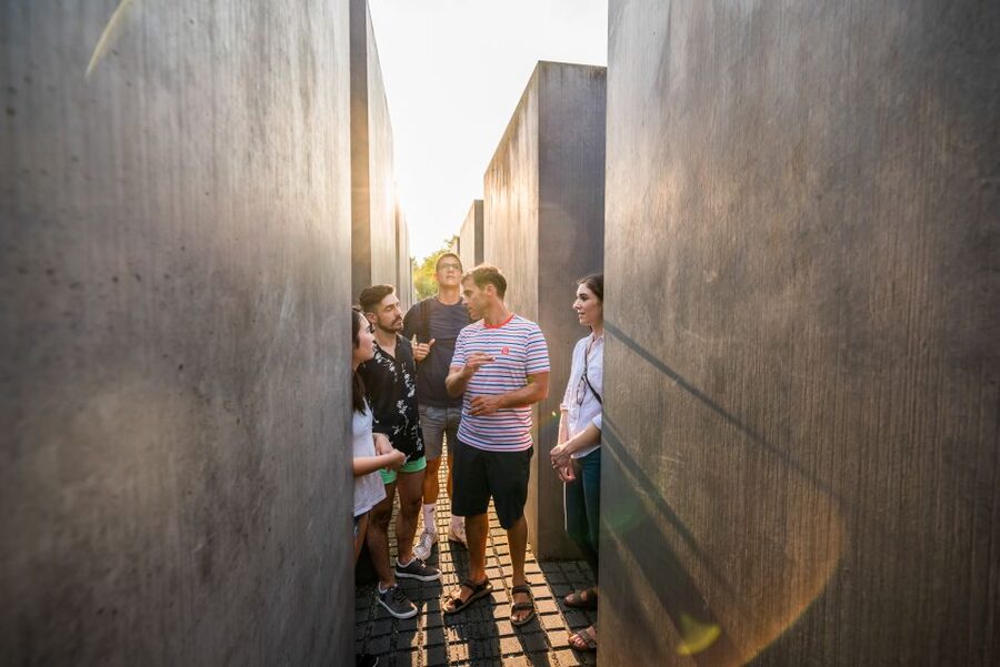 Berlin: Third Reich and Cold War 2 Hour Walking Tour - Hitler’s Bunker and the Final Days of the Third Reich