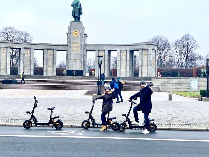 Berlin: Thrilling E-Scooter Adventure Tour - What the two-hour ride feels like