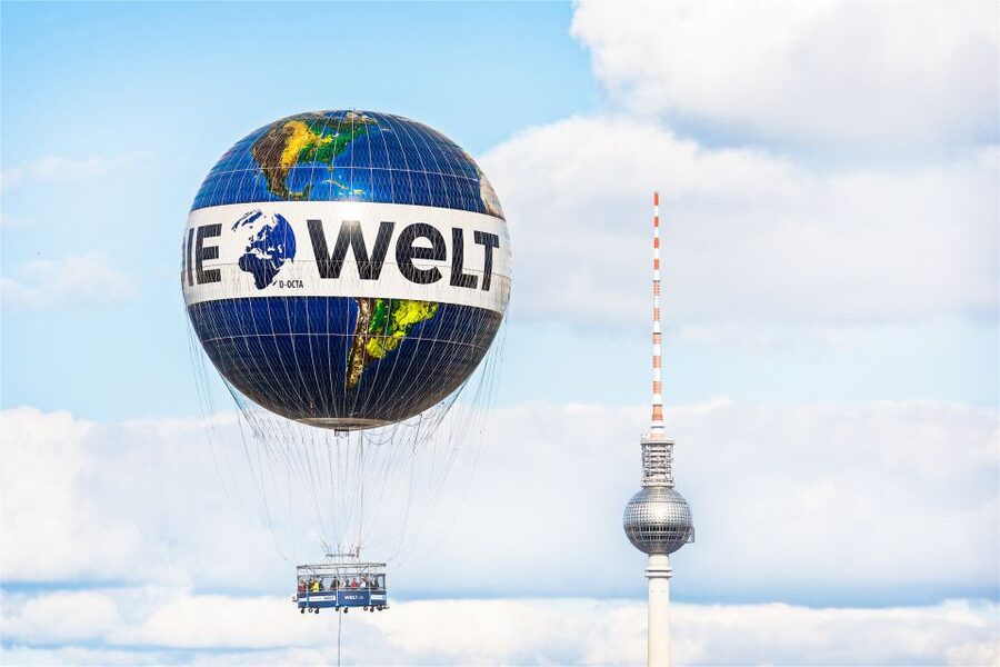 Berlin: Ticket for World Balloon with Perfect View - Meeting the balloon near Checkpoint Charlie
