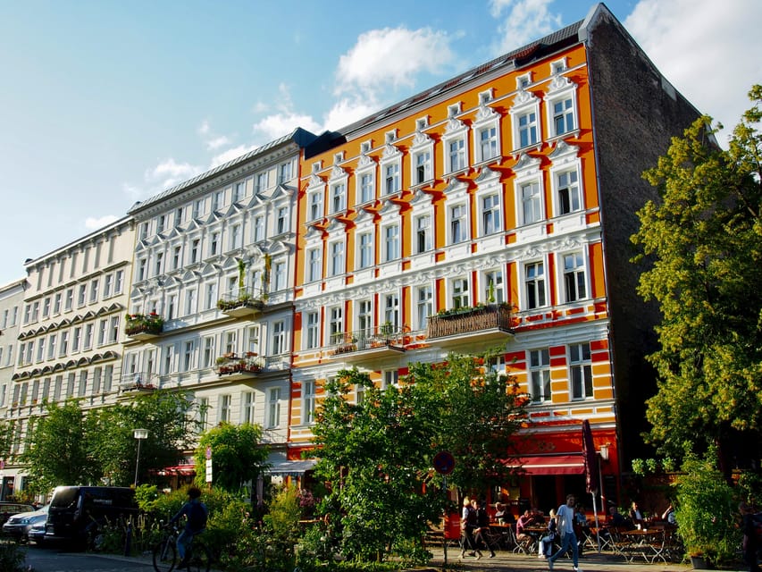Berlin: Tour with Private Guide - Why a private guide changes the pace
