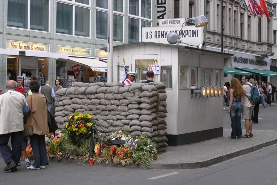 Berlin Wall: City Tour of Divided Germany - Starting at Friedrichstraße’s Palace of Tears