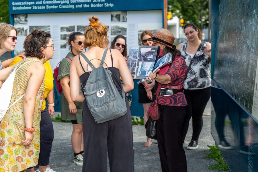 Berlin Wall: Small Group Guided Tour - Reading a border that has mostly disappeared